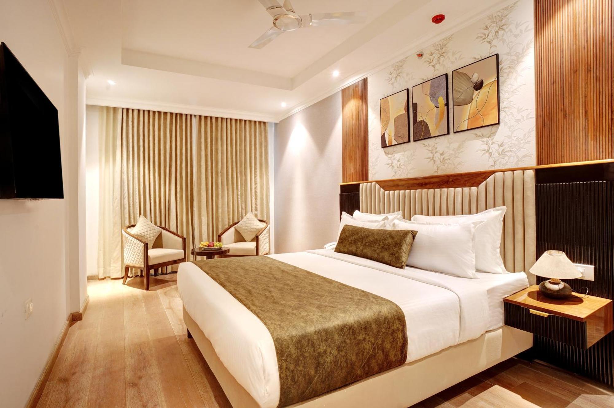 Iva Premium Delhi Airport With Airport Drop Hotel New Delhi Bagian luar foto