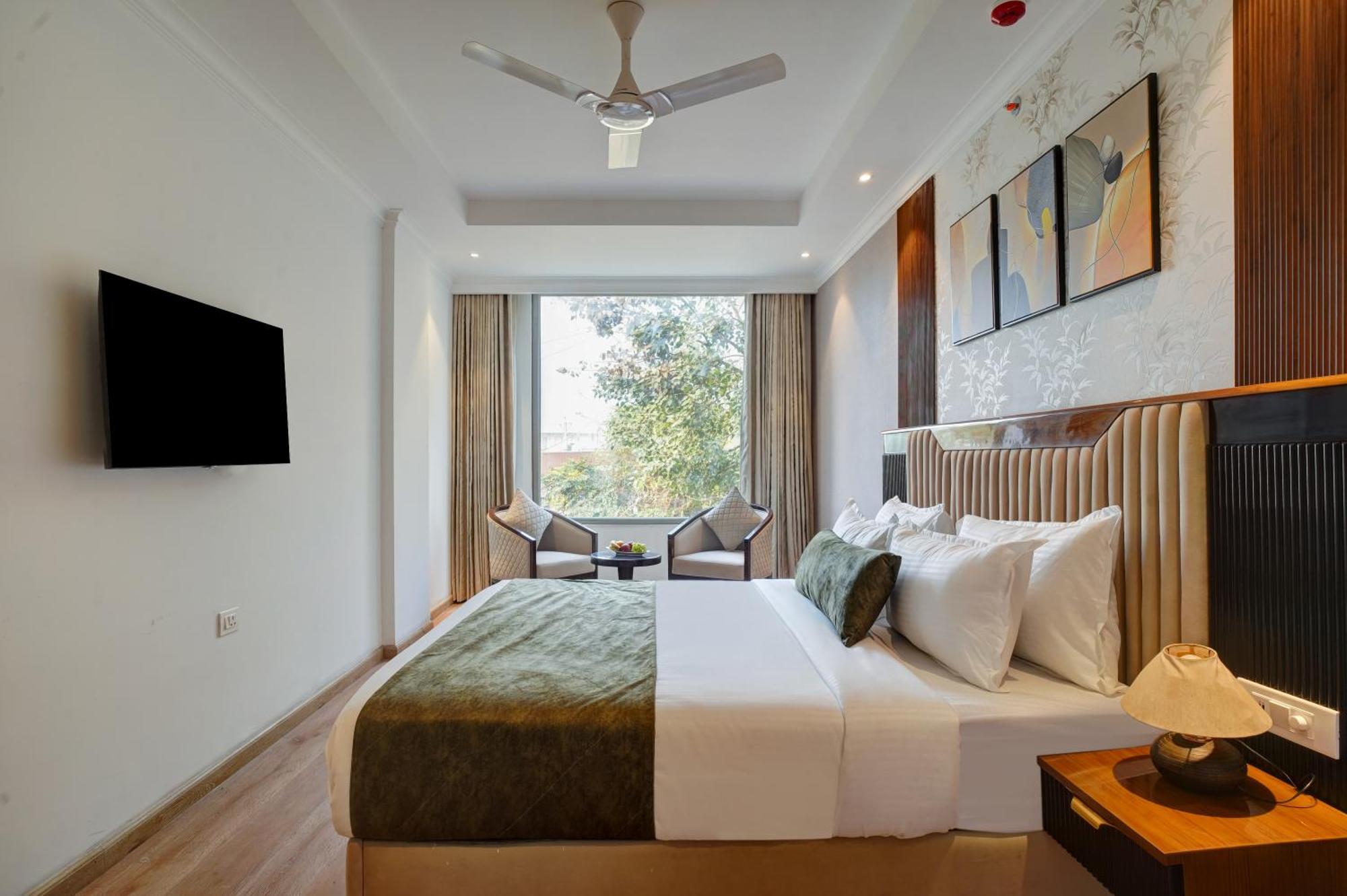 Iva Premium Delhi Airport With Airport Drop Hotel New Delhi Bagian luar foto